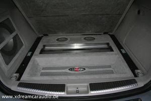 Mercedes ML Autoradio Car-Hifi Subwoofer Einbau Spezialist Stuttgart Mercedes ML Autoradio Car-Hifi Subwoofer Einbau Spezialist Stuttgart