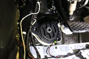 Mercedes E Klasse Carhifi Soundverbesserung Upgrade Werksanlage Komplettpaket mit Einbau Service 
