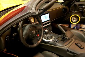 Dodge Viper, Car-Hifi Shop, Autoradio Subwoofer Einbau Spezialist, Raum Stuttgart Ludwigsburg