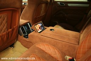 Porsche Cayenne Autoradio Car-Hifi Subwoofer Einbau Spezialist Stuttgart
